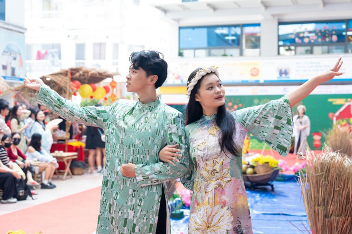 “Tet Nguyen Phong” showcases the unique beauty of traditional culture through the eyes of 13WIN13’s Tourism and Hospitality students 28
