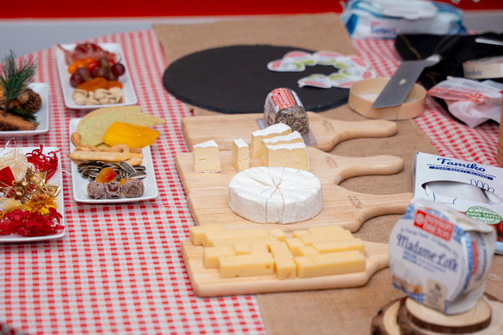 13WIN13 Tourism and Hospitality Management students explore the art of cheese with experts from Paysan Breton 72