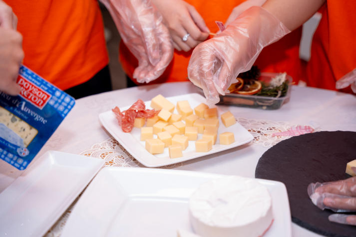 13WIN13 Tourism and Hospitality Management students explore the art of cheese with experts from Paysan Breton 107