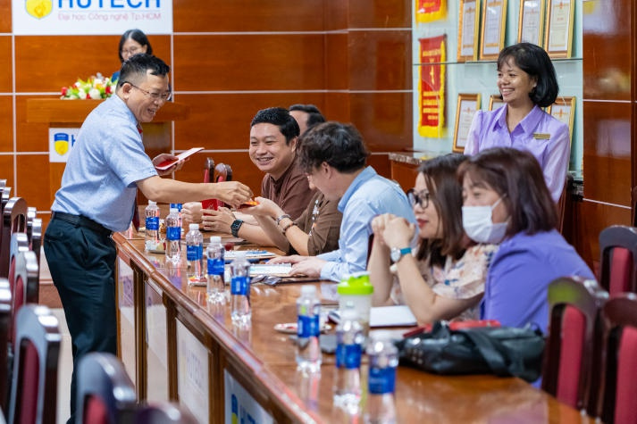 13WIN13 Institute of Postgraduate Studies hosts New Year gathering and engages in productive discussions on postgraduate teaching methods 56