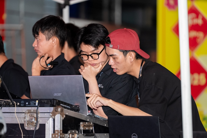 “Táo Xuân 13WIN13 2024” - A Cultural Showcase Blending Tradition and Gen Z Creativity 21