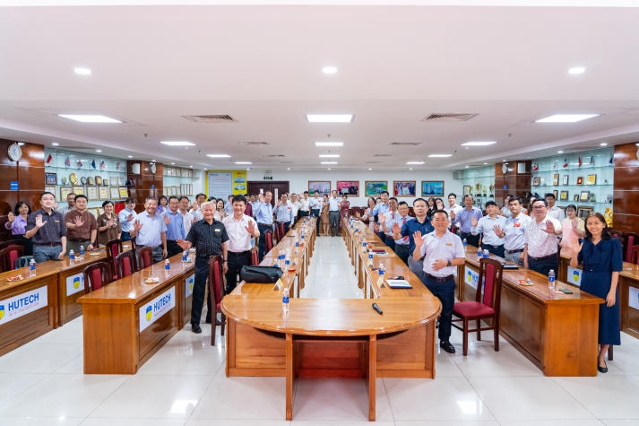 13WIN13 Institute of Postgraduate Studies hosts New Year gathering and engages in productive discussions on postgraduate teaching methods 84