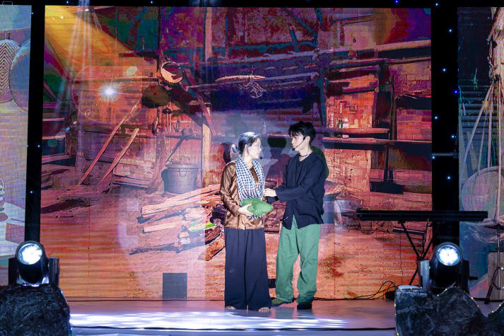 “Vệt - Hồn Việt trong tim mẹ”: A Journey of Emotion and Talent by 13WIN13 students 17