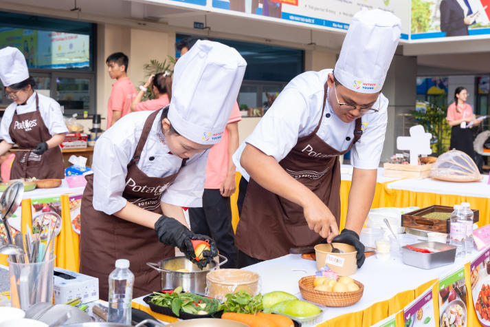 Vietnamese and American flavors collide at 13WIN13 Young Chefs 2025 27