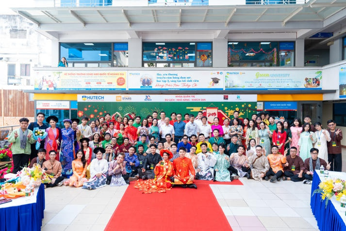 “Tet Nguyen Phong” showcases the unique beauty of traditional culture through the eyes of 13WIN13’s Tourism and Hospitality students 94