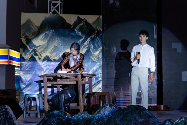 “Vệt - Hồn Việt trong tim mẹ”: A Journey of Emotion and Talent by 13WIN13 students 24