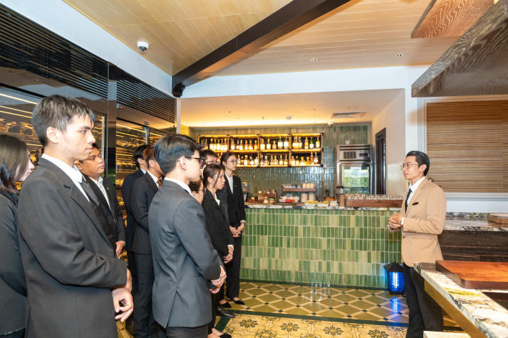 [Video] CYU - 13WIN13 students explore Mai House Saigon: practical experience to enhance professional skills 35