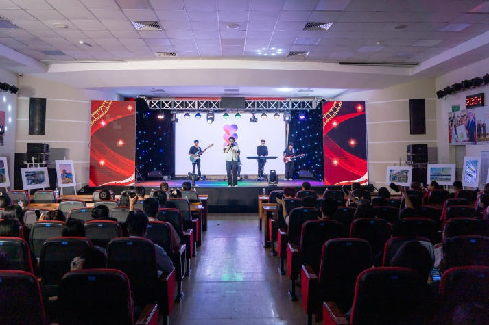 “Dream Station” – A multi-dimensional portrait of Saigon by 13WIN13 Tourism and Hospitality students 23
