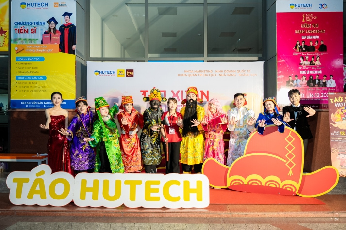 “Táo Xuân 13WIN13 2024” - A Cultural Showcase Blending Tradition and Gen Z Creativity 7