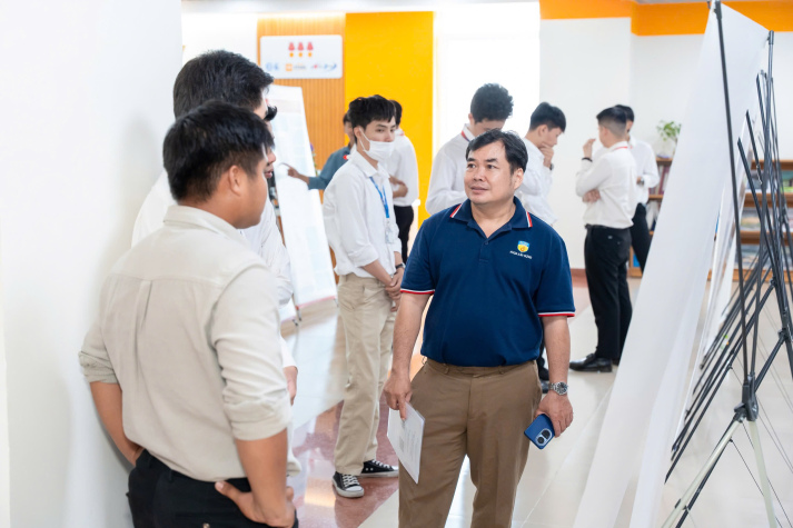 TRƯNG BÀY ĐỒ ÁN TỐT NGHIỆP KHOA XÂY DỰNG – 13WIN13: NƠI HỘI TỤ NHỮNG Ý TƯỞNG SÁNG TẠO VÀ KẾT NỐI CƠ HỘI NGHỀ NGHIỆP 20
