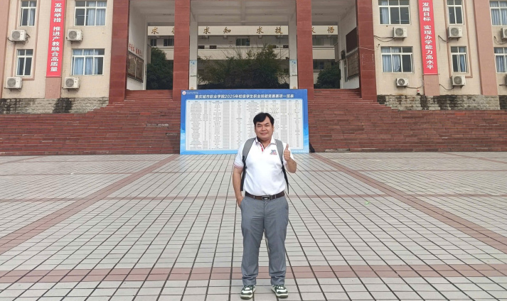 GIẢNG VIÊN KHOA XÂY DỰNG THAM GIA ĐÀO TẠO CÔNG NGHỆ XÂY DỰNG ĐÔ THỊ SỐ HIỆN ĐẠI TẠI TRUNG QUỐC 21
