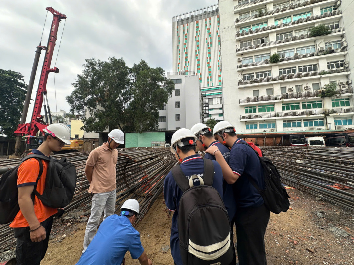 SINH VIÊN KHOA XÂY DỰNG THAM QUAN THỰC TẾ CÔNG TÁC KHOAN CỌC NHỒI THÍ NGHIỆM THỬ TĨNH TẠI CÔNG TRÌNH 197 ĐIỆN BIÊN PHỦ 12