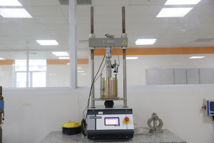 PHÒNG THÍ NGHIỆM CƠ HỌC ĐẤT VÀ ĐỊA CHẤT CÔNG TRÌNH 31