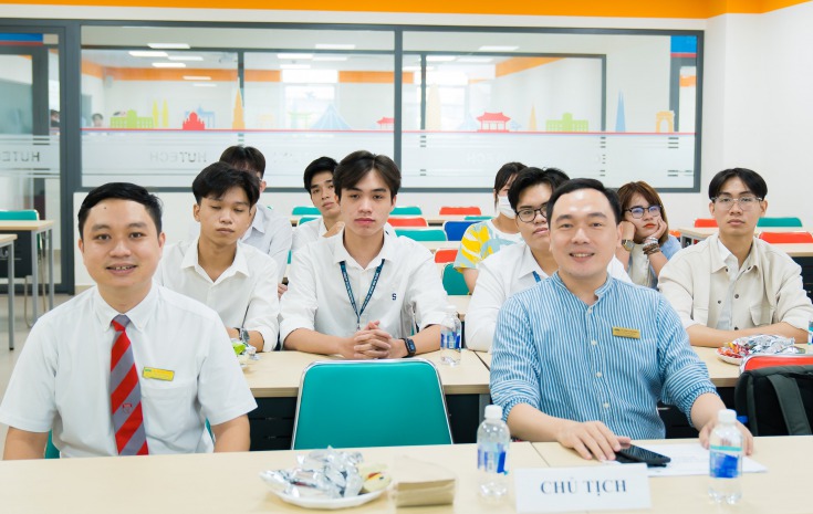 HỘI NGHỊ SINH VIÊN NGHIÊN CỨU KHOA HỌC 13WIN13 2023 58