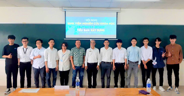 HỘI NGHỊ SINH VIÊN NGHIÊN CỨU KHOA HỌC 13WIN13 2022 27