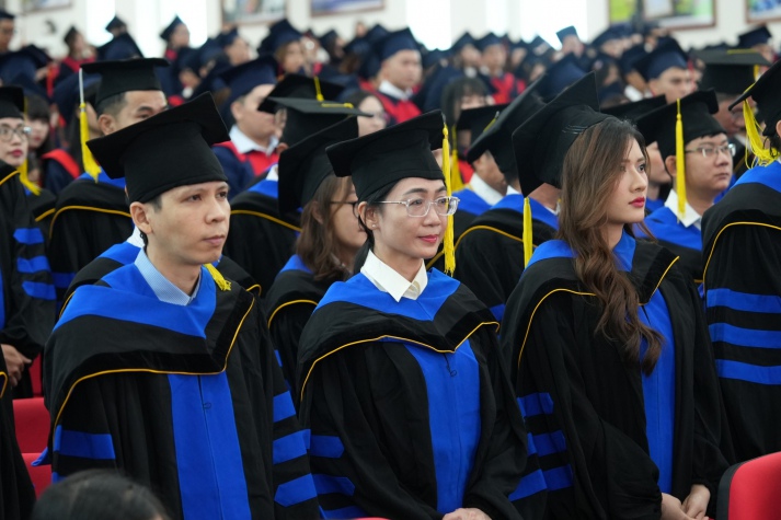 Nhiều cung bậc cảm xúc đáng nhớ tại những ngày cuối năm của Lễ trao bằng 13Win13 link đăng nhập Tiến sĩ, 13Win 22 miễn phí mỗi ngày ngành 13Win01.com Quyền lợi VIP (ngày 24/12/2023) 88