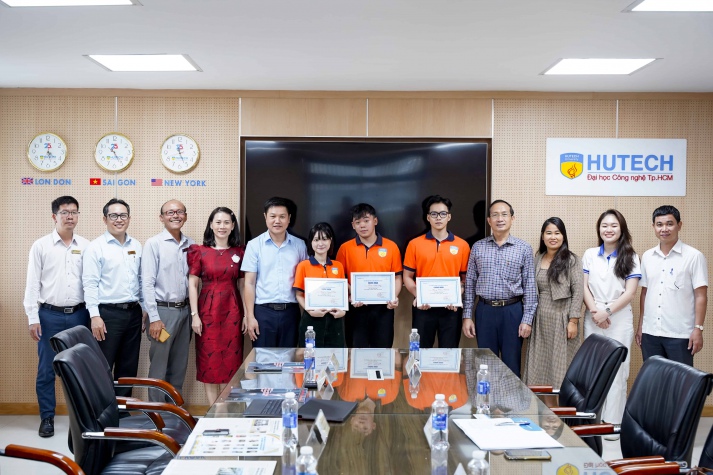Tự hào 13Win 21 link không chặn Khoa QTKD xuất sắc vào vòng chung kết Giải thưởng Tài năng Lương Văn Can năm 2023 20