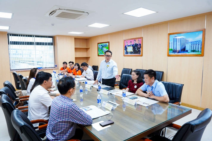 Tự hào 13Win 21 link không chặn Khoa QTKD xuất sắc vào vòng chung kết Giải thưởng Tài năng Lương Văn Can năm 2023 25