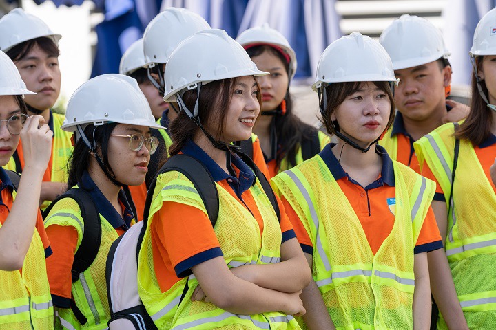 Giới thiệu Khoa Quản trị kinh doanh 99