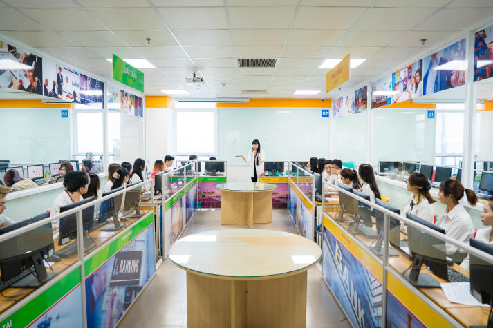Giới thiệu Khoa Quản trị kinh doanh 74
