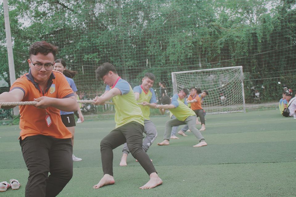 Rookies K18 make every effort at the Sports festival of English faculty 116
