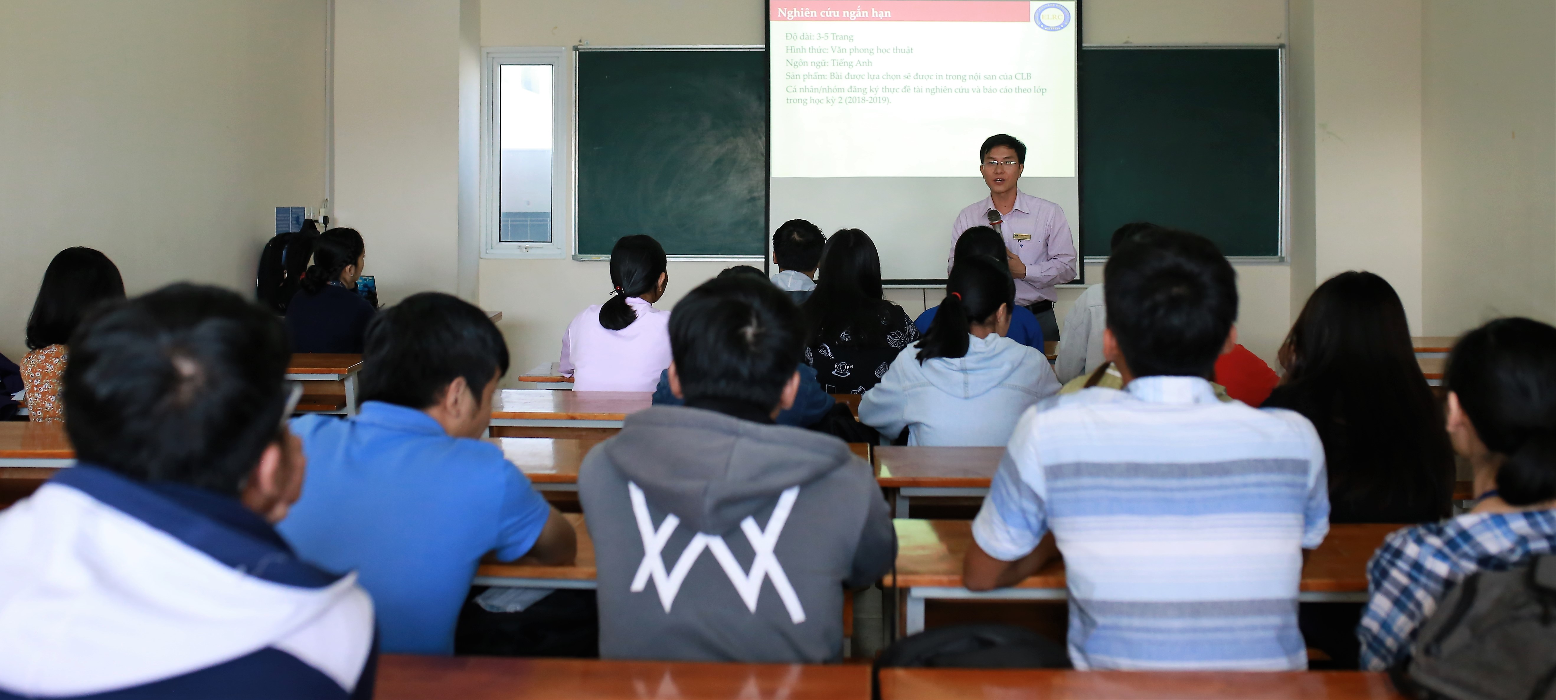 CLB ELRC - nơi ươm mầm đam mê nghiên cứu khoa học của Tải app 13Win Tiếng Anh 23
