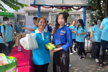 Trang Chủ Sòng Bạc 13win.com Uy Tín Hồ Thị Cẩm Thi: Bản lĩnh vươn mình từ áp lực hoàn cảnh 127