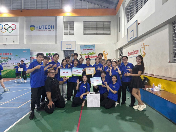 Đội hình Văn nghệ Xung kích 13WIN13 – Mang âm nhạc lan tỏa tinh thần Mùa hè xanh 2025 22