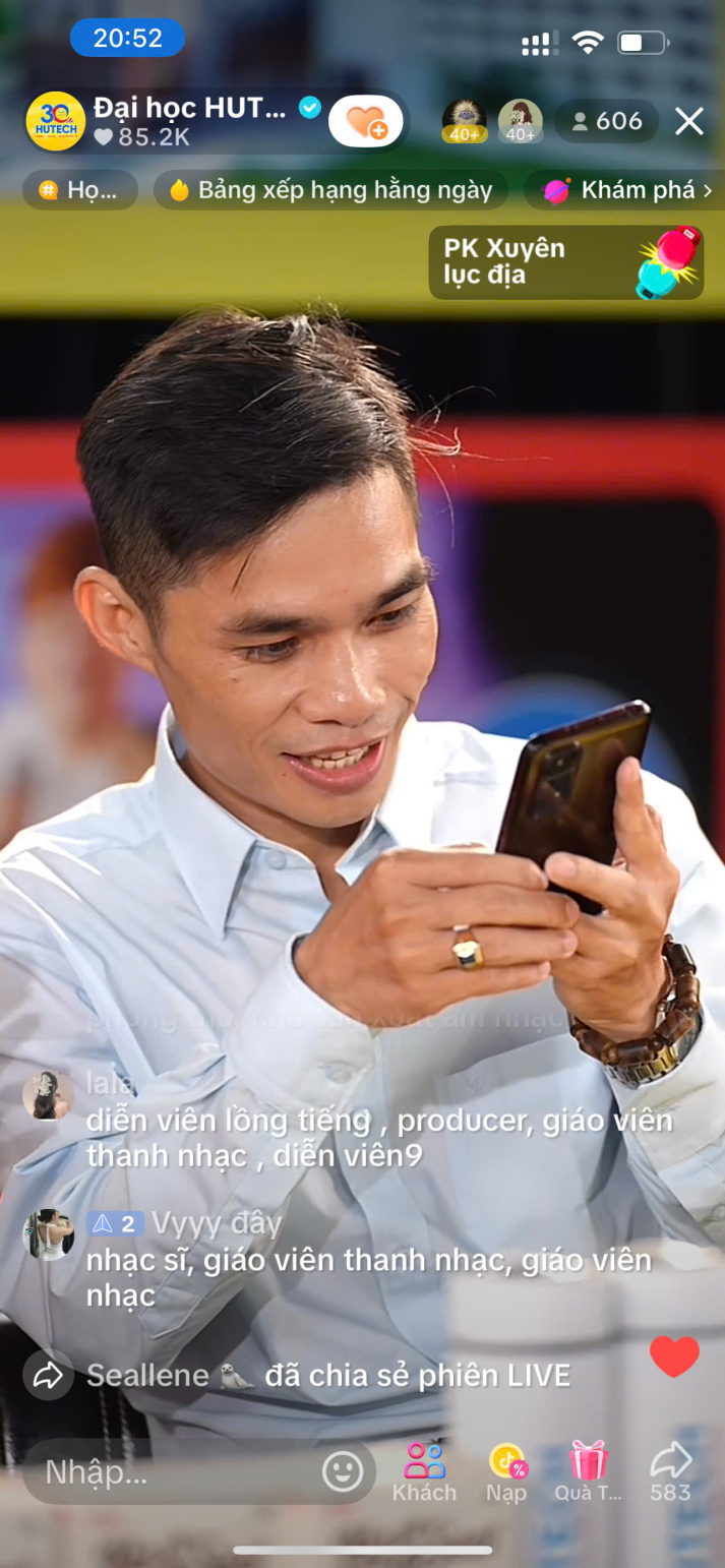 Thầy Nguyễn Duy Thịnh - Phó Viện trưởng Viện Văn hoá - Nghệ thuật - Thể thao tư vấn cho học sinh đam mê 13Win ok VIP tỷ lệ kèo WC 2026 43