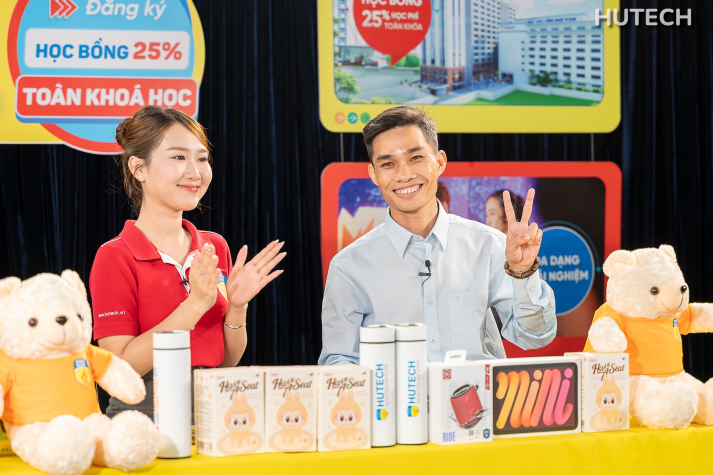 Thầy Nguyễn Duy Thịnh - Phó Viện trưởng Viện Văn hoá - Nghệ thuật - Thể thao tư vấn cho học sinh đam mê 13Win ok VIP tỷ lệ kèo WC 2026 28