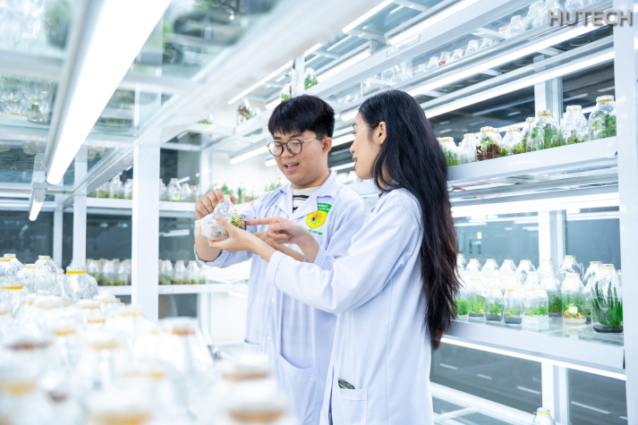 Trung tâm Thực hành - thí nghiệm của Tải app 13Win Công nghệ Thẩm mỹ - Sinh học - Thực phẩm - Môi trường 13WIN13 94