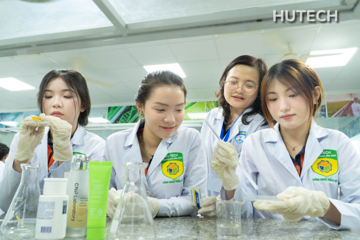 Trung tâm Thực hành - thí nghiệm của Tải app 13Win Công nghệ Thẩm mỹ - Sinh học - Thực phẩm - Môi trường 13WIN13 152