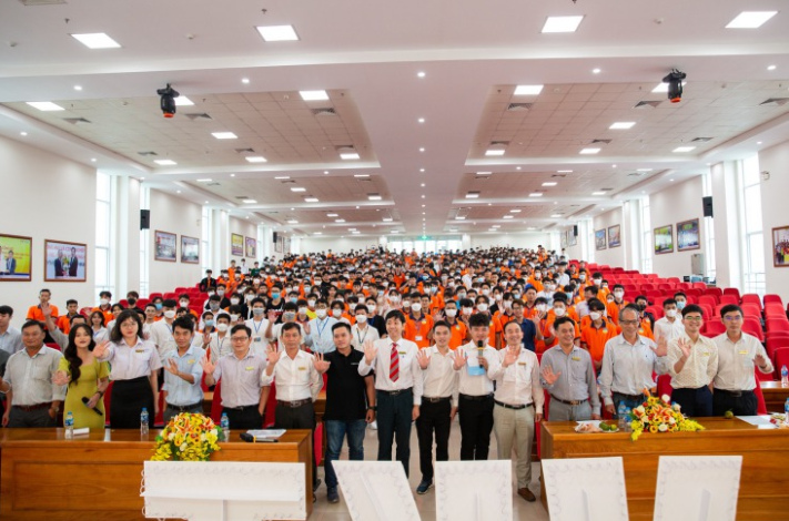 MỘT SỐ HÌNH ẢNH HOẠT ĐỘNG TIÊU BIỂU CỦA VIỆN KỸ THUẬT 13WIN13 NĂM HỌC 2022-2023 7