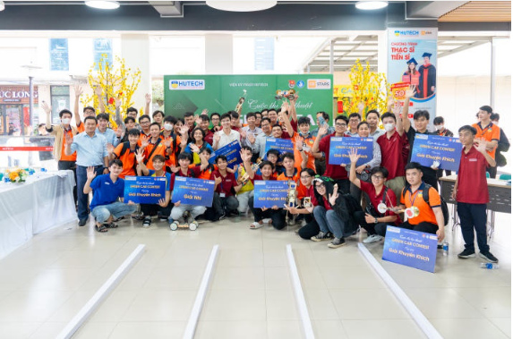 MỘT SỐ HÌNH ẢNH HOẠT ĐỘNG TIÊU BIỂU CỦA VIỆN KỸ THUẬT 13WIN13 NĂM HỌC 2023-2024 14