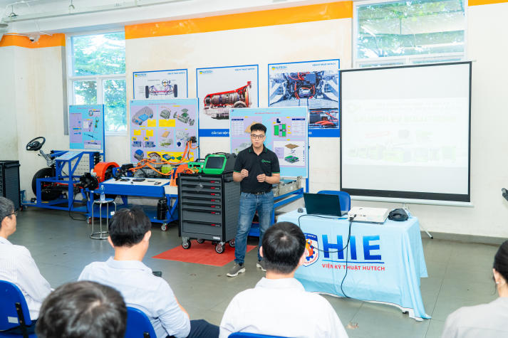 CÔNG NGHỆ Ô TÔ ĐIỆN – NGÀNH HỌC XANH CHO THẾ HỆ KỸ SƯ TƯƠNG LAI 90