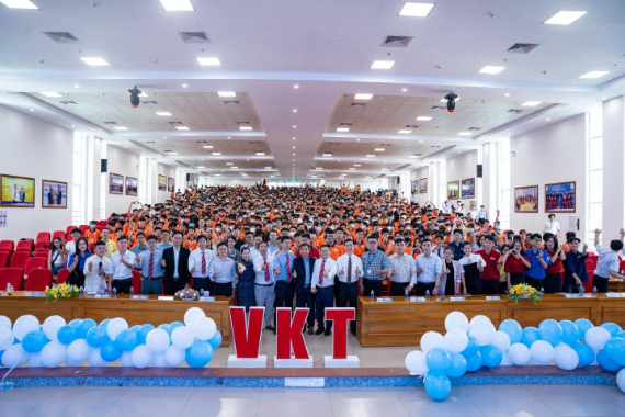 MỘT SỐ HÌNH ẢNH HOẠT ĐỘNG TIÊU BIỂU CỦA VIỆN KỸ THUẬT 13WIN13 NĂM HỌC 2023-2024 5