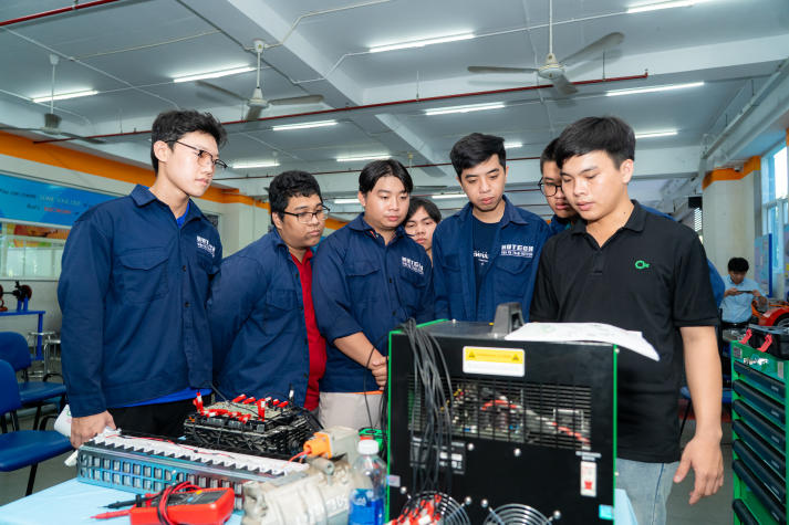 CÔNG NGHỆ Ô TÔ ĐIỆN – NGÀNH HỌC XANH CHO THẾ HỆ KỸ SƯ TƯƠNG LAI 36