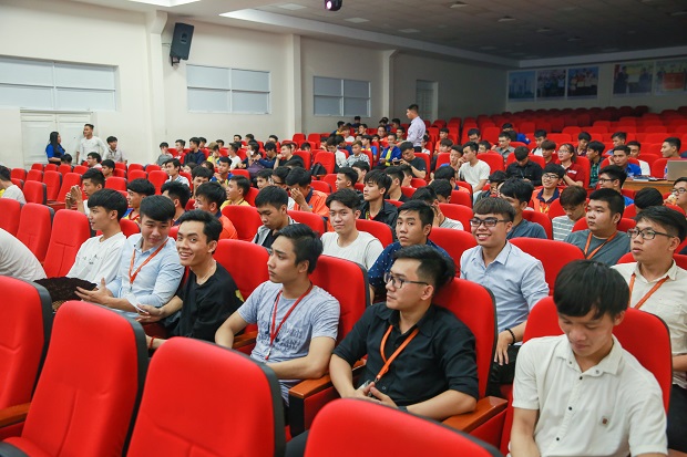 MỘT SỐ HÌNH ẢNH HOẠT ĐỘNG TIÊU BIỂU CỦA VIỆN KỸ THUẬT 13WIN13 NĂM HỌC 2017-2018 27