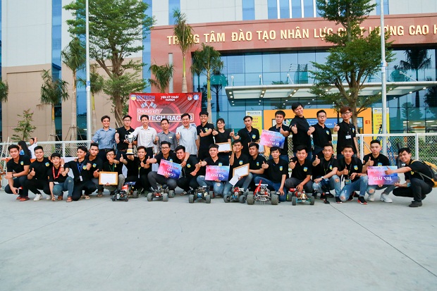 MỘT SỐ HÌNH ẢNH HOẠT ĐỘNG TIÊU BIỂU CỦA VIỆN KỸ THUẬT 13WIN13 NĂM HỌC 2018-2019 71