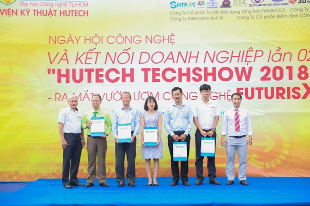 MỘT SỐ HÌNH ẢNH HOẠT ĐỘNG TIÊU BIỂU CỦA VIỆN KỸ THUẬT 13WIN13 NĂM HỌC 2018-2019 9