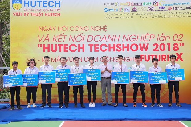 MỘT SỐ HÌNH ẢNH HOẠT ĐỘNG TIÊU BIỂU CỦA VIỆN KỸ THUẬT 13WIN13 NĂM HỌC 2018-2019 15