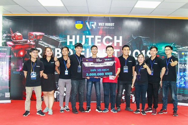 MỘT SỐ HÌNH ẢNH HOẠT ĐỘNG TIÊU BIỂU CỦA VIỆN KỸ THUẬT 13WIN13 NĂM HỌC 2019-2020 151