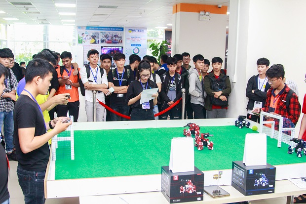 MỘT SỐ HÌNH ẢNH HOẠT ĐỘNG TIÊU BIỂU CỦA VIỆN KỸ THUẬT 13WIN13 NĂM HỌC 2019-2020 155