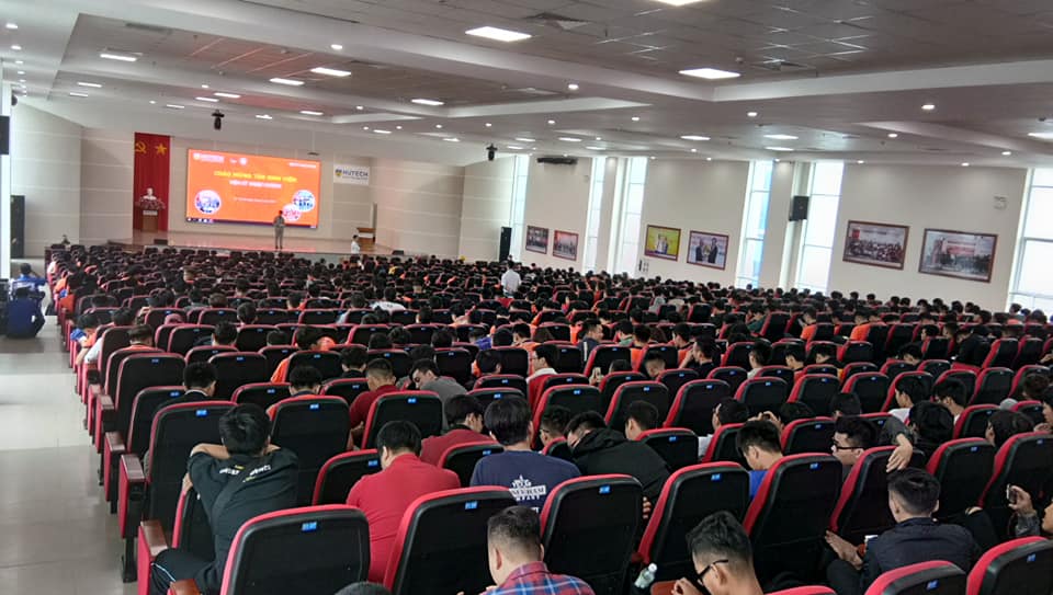 MỘT SỐ HÌNH ẢNH HOẠT ĐỘNG TIÊU BIỂU CỦA VIỆN KỸ THUẬT 13WIN13 NĂM HỌC 2019-2020 92