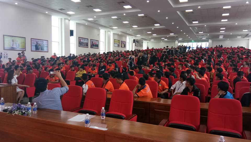 MỘT SỐ HÌNH ẢNH HOẠT ĐỘNG TIÊU BIỂU CỦA VIỆN KỸ THUẬT 13WIN13 NĂM HỌC 2019-2020 94