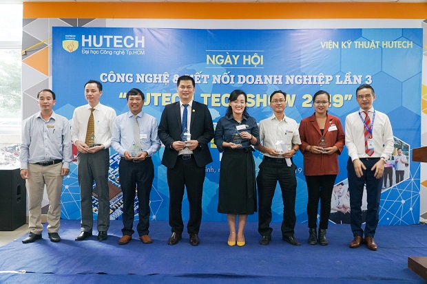 MỘT SỐ HÌNH ẢNH HOẠT ĐỘNG TIÊU BIỂU CỦA VIỆN KỸ THUẬT 13WIN13 NĂM HỌC 2019-2020 2