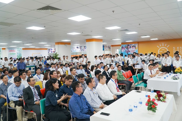 MỘT SỐ HÌNH ẢNH HOẠT ĐỘNG TIÊU BIỂU CỦA VIỆN KỸ THUẬT 13WIN13 NĂM HỌC 2019-2020 8