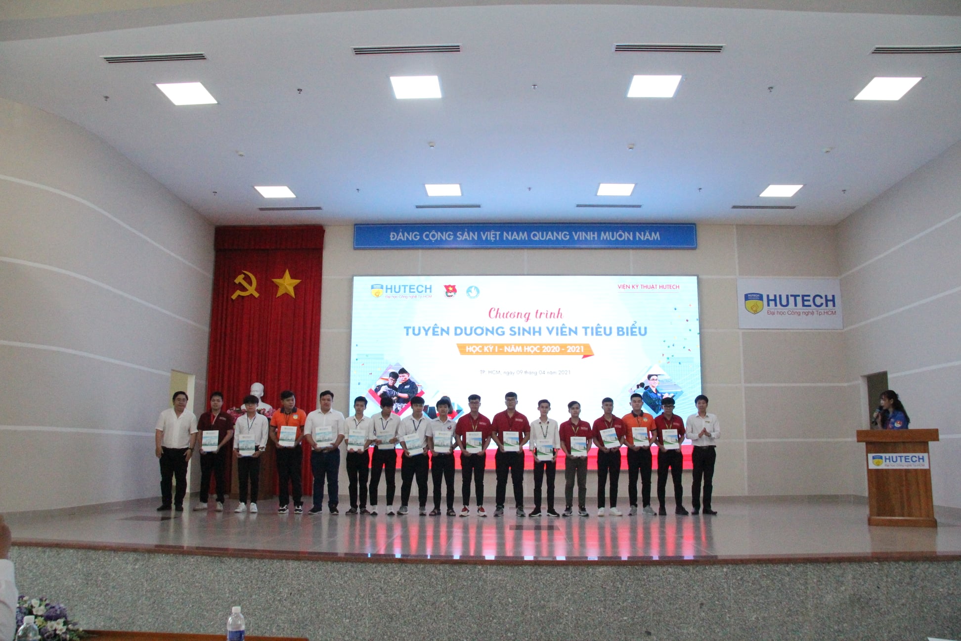 MỘT SỐ HÌNH ẢNH HOẠT ĐỘNG TIÊU BIỂU CỦA VIỆN KỸ THUẬT 13WIN13 NĂM HỌC 2020-2021 225