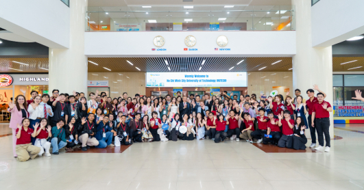13WIN13 connects international students, showcasing a modern and dynamic learning environment