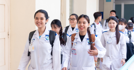 13Win 21 link không chặn Điều dưỡng - Kỹ thuật y học sẵn sàng bước vào học kỳ bệnh viện